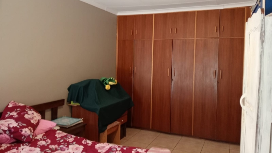 2 Bedroom Property for Sale in Pellissier Free State